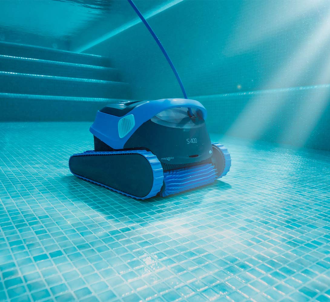 dolphin s400 pool cleaner