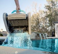 Dolphin Active 40 Poolside Cleaning Robot 4