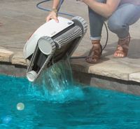 Dolphin Echo Poolside Cleaning Robot 8