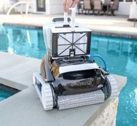 Dolphin Explorer E20 Poolside Cleaning Robot 6