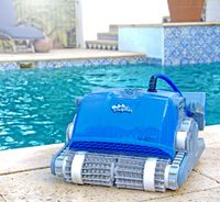 Dolphin M400 Poolside 2