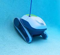 Dolphin T25 Underwater Wall Cleaning 4